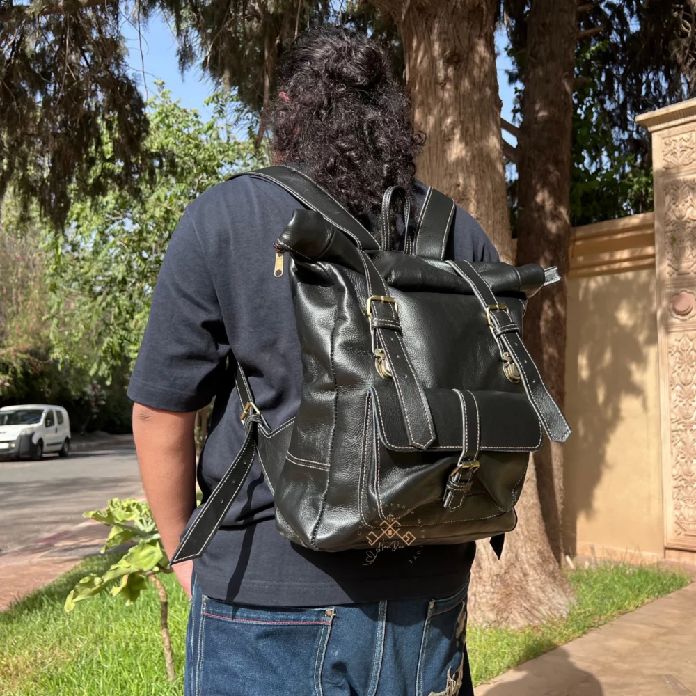 HandaaBlack Roll top Backpack 7