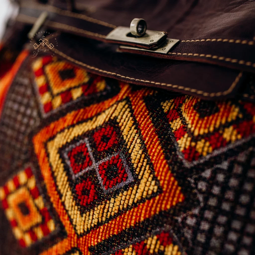 Handaashoulder kilim bags 10