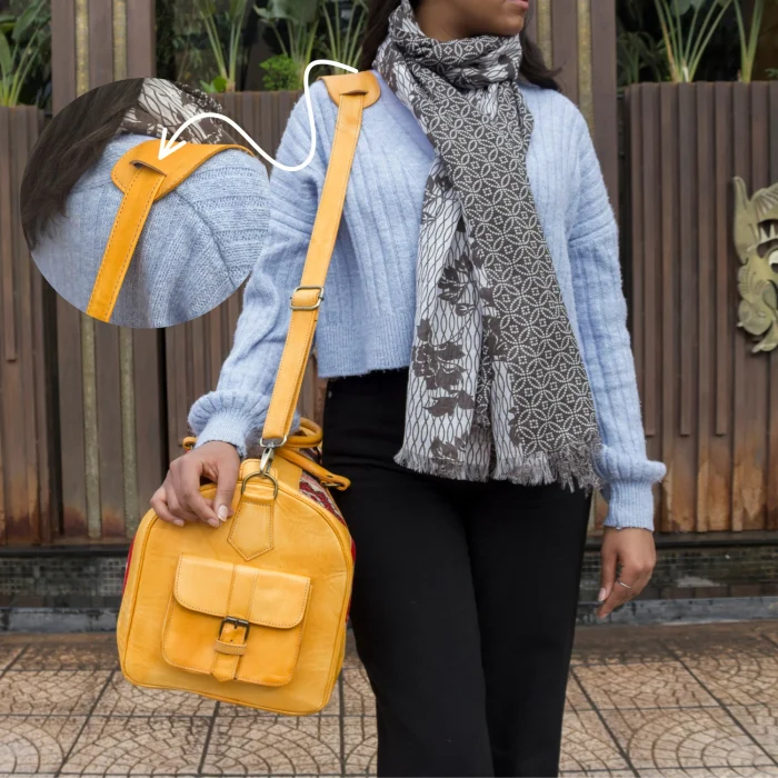 Large Kilim Leather Travel Bag - Image 4