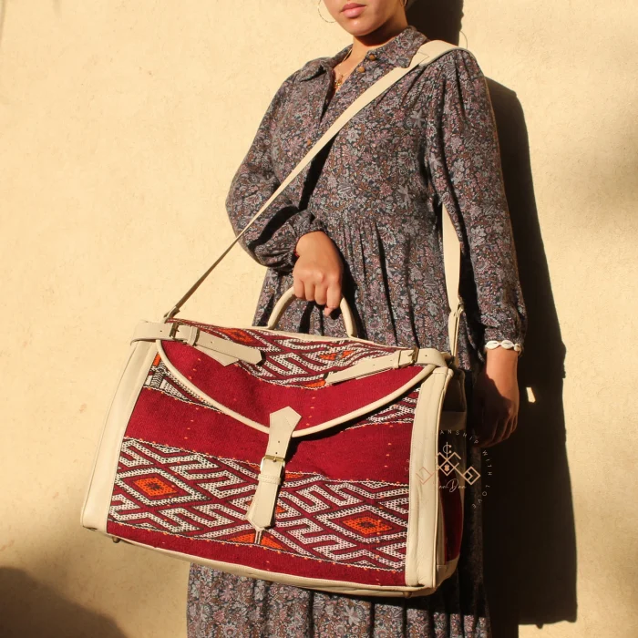 Vintage handmade Red Carpet Leather Bag - Image 4