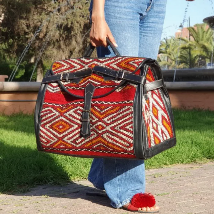 Black Vintage Red Woven Carpet Leather Travel Bag - Image 2