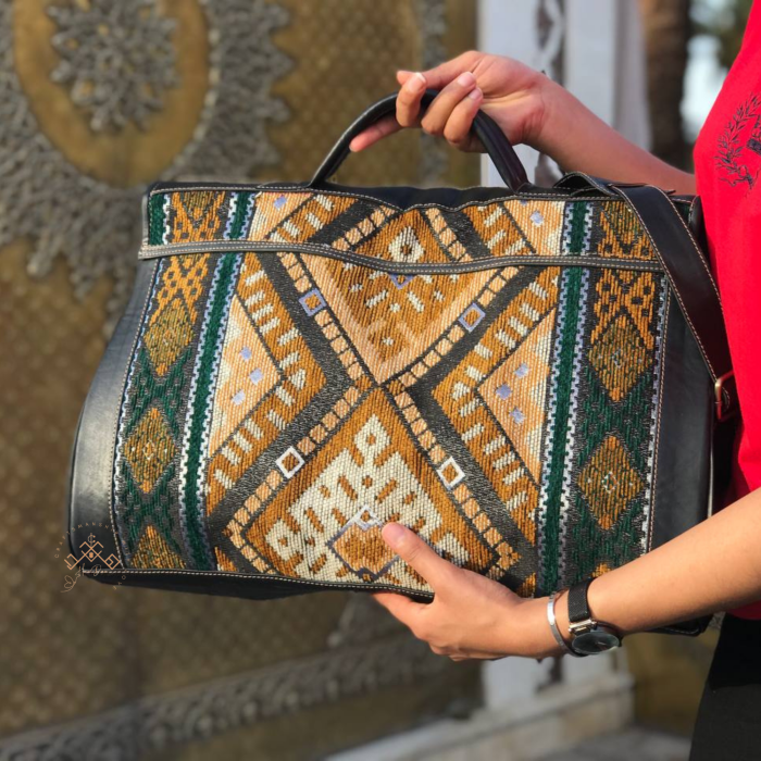 Handcrafted Victorian carpet leather bag - Image 6