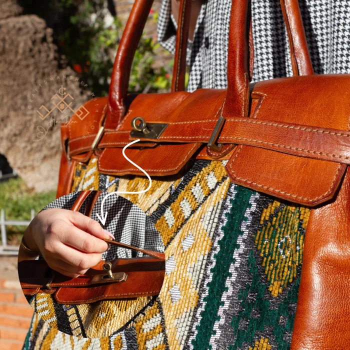 Green carpet Leather bag for Women - Image 10