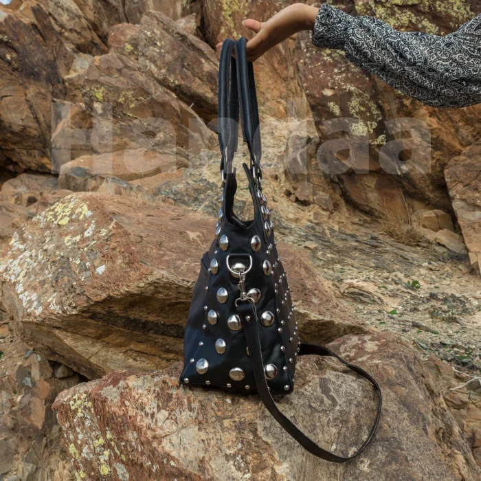 Shoulder Studded leather handbag - Image 17