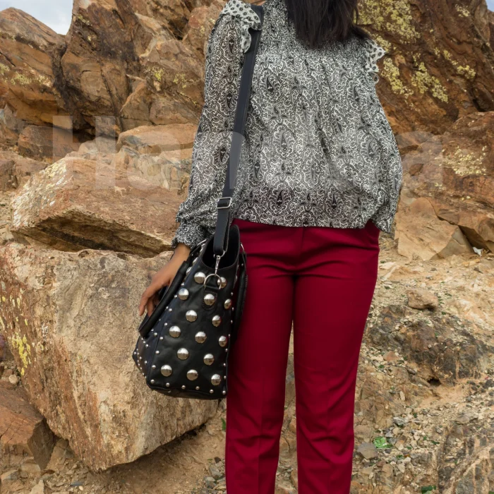 Shoulder Studded leather handbag - Image 8
