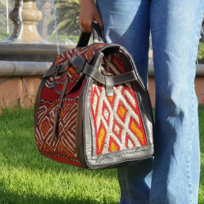 Black Vintage Red Woven Carpet Leather Travel Bag - Image 6