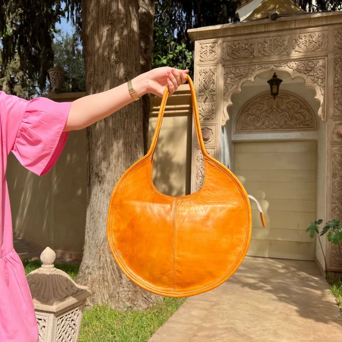Havana Soft Large Round Leather Shoulder Bag - Image 3