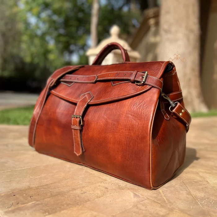 The Best Brown Leather Travel Bags for Your Journeys - Image 2