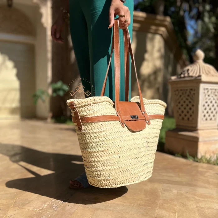 Brown handmade straw french baskets with leather strap - Image 7