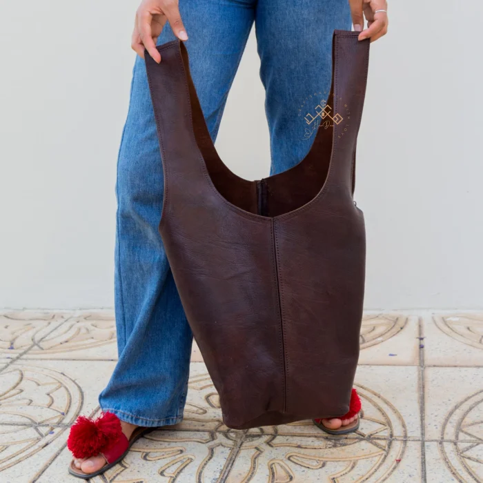 Chic Leather Hobo Shoulder Bag - Image 7