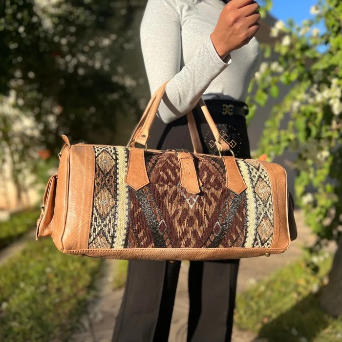 Natural Leather Travel Bag with Brown Carpet - Image 4