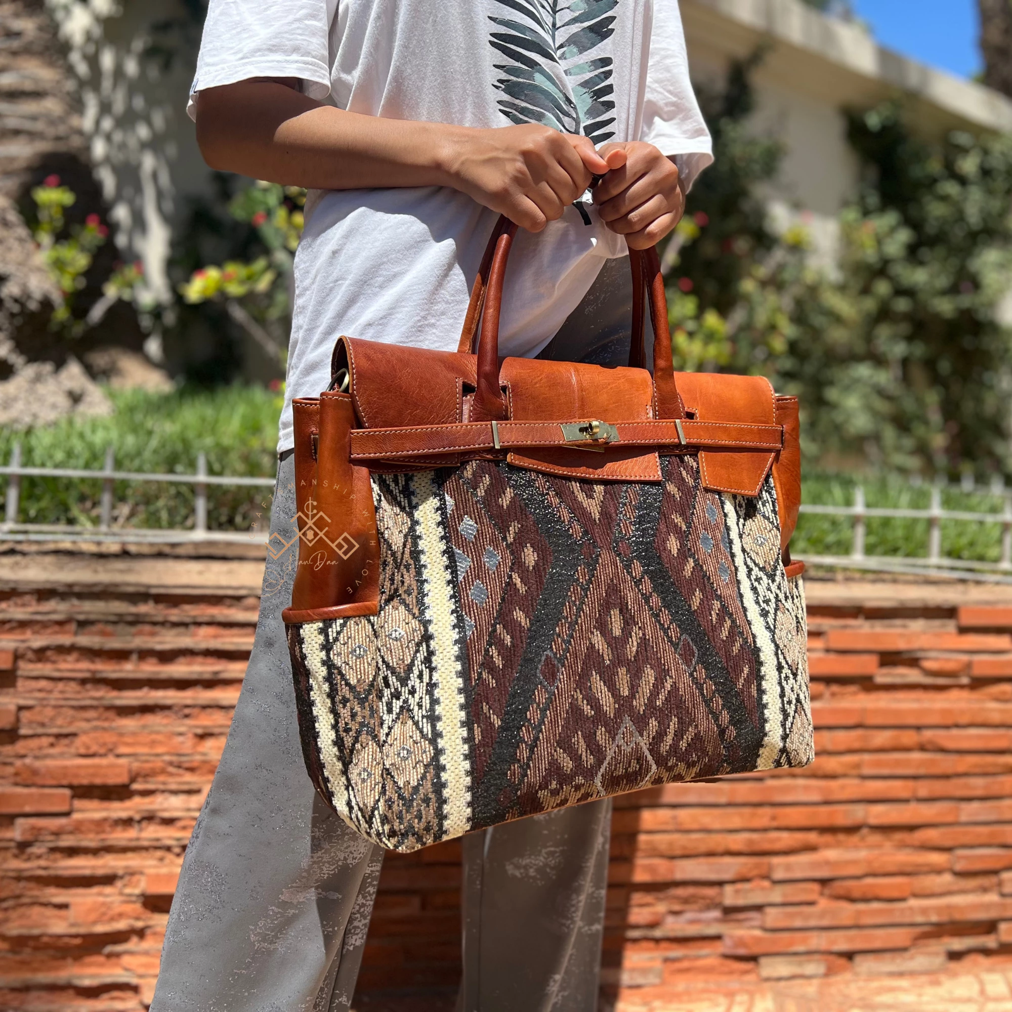 Large Brown Genuine Leather Bag - Luxe Kilim Shoulder Bag for Women - Image 7