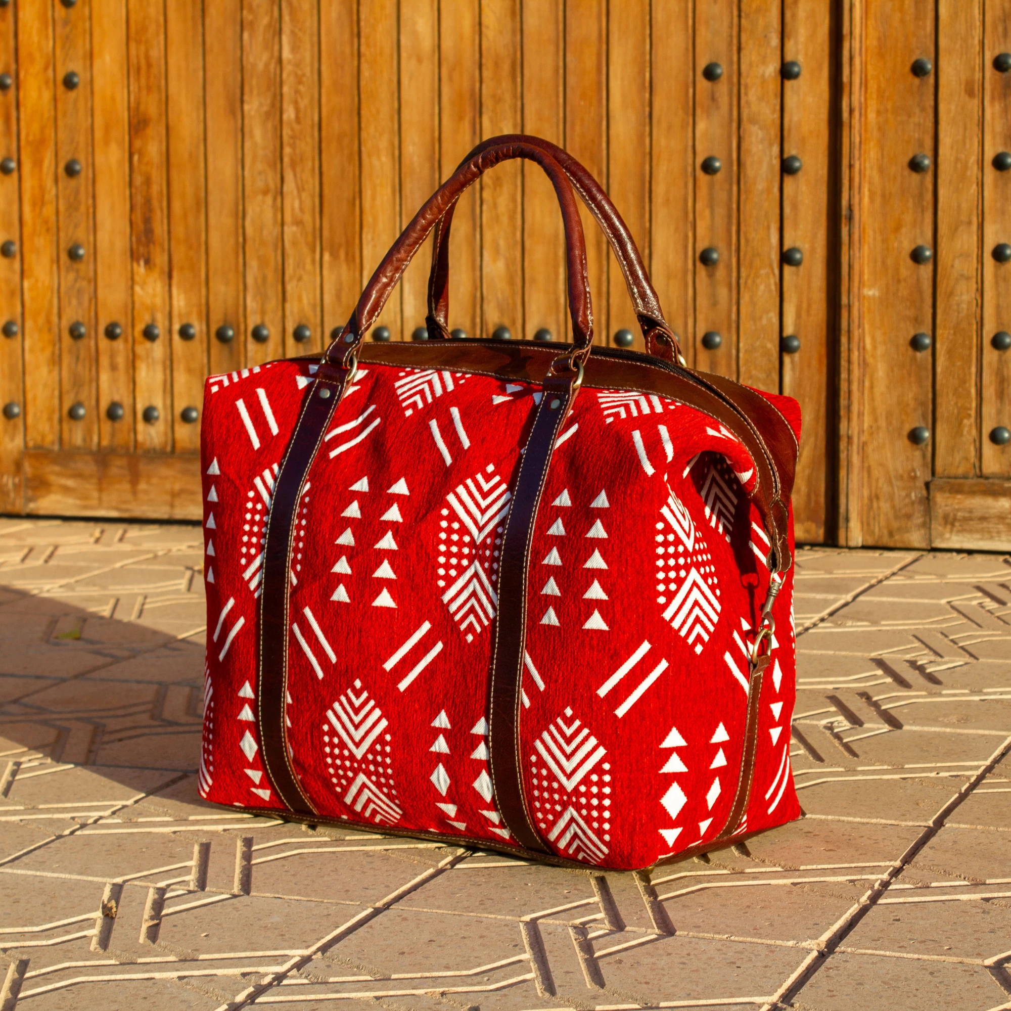 Handmade Red Kilim Travel Leather Bag - Vintage Style weekender Bag - Image 3