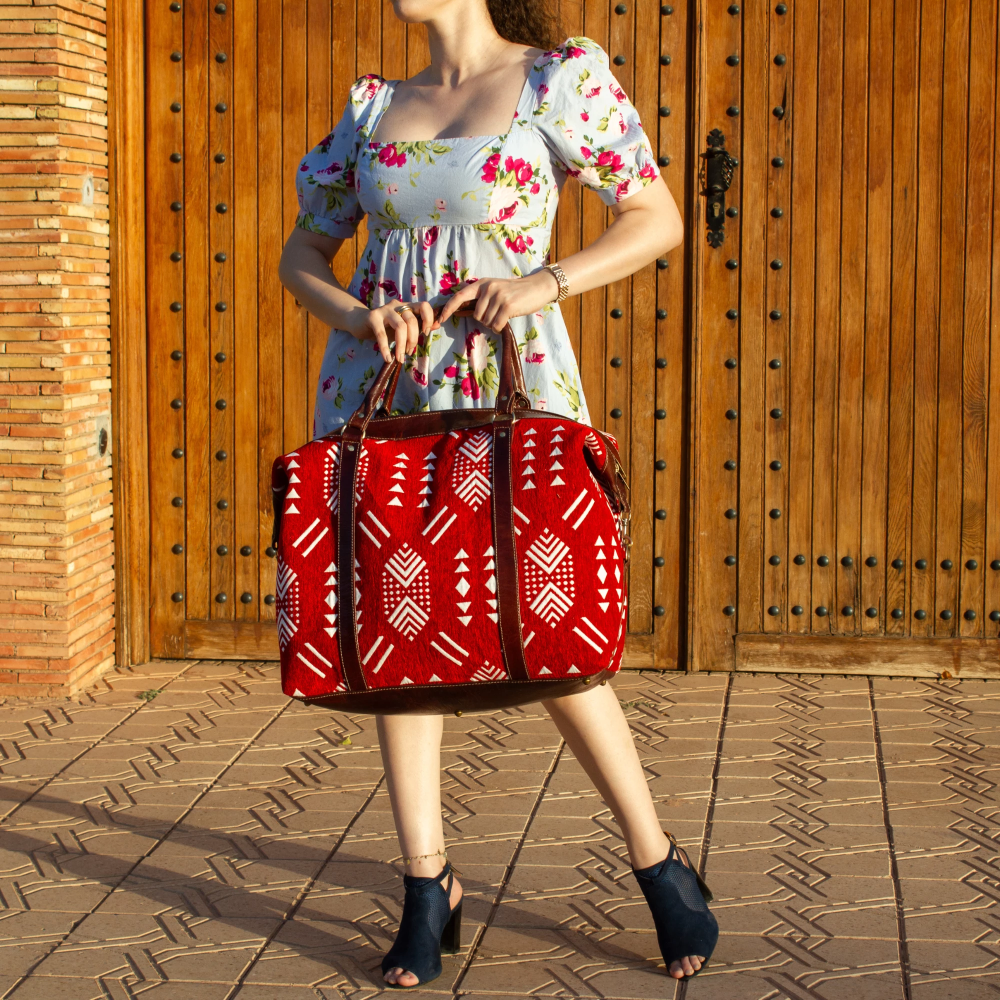 Handmade Red Kilim Travel Leather Bag - Vintage Style weekender Bag - Image 8