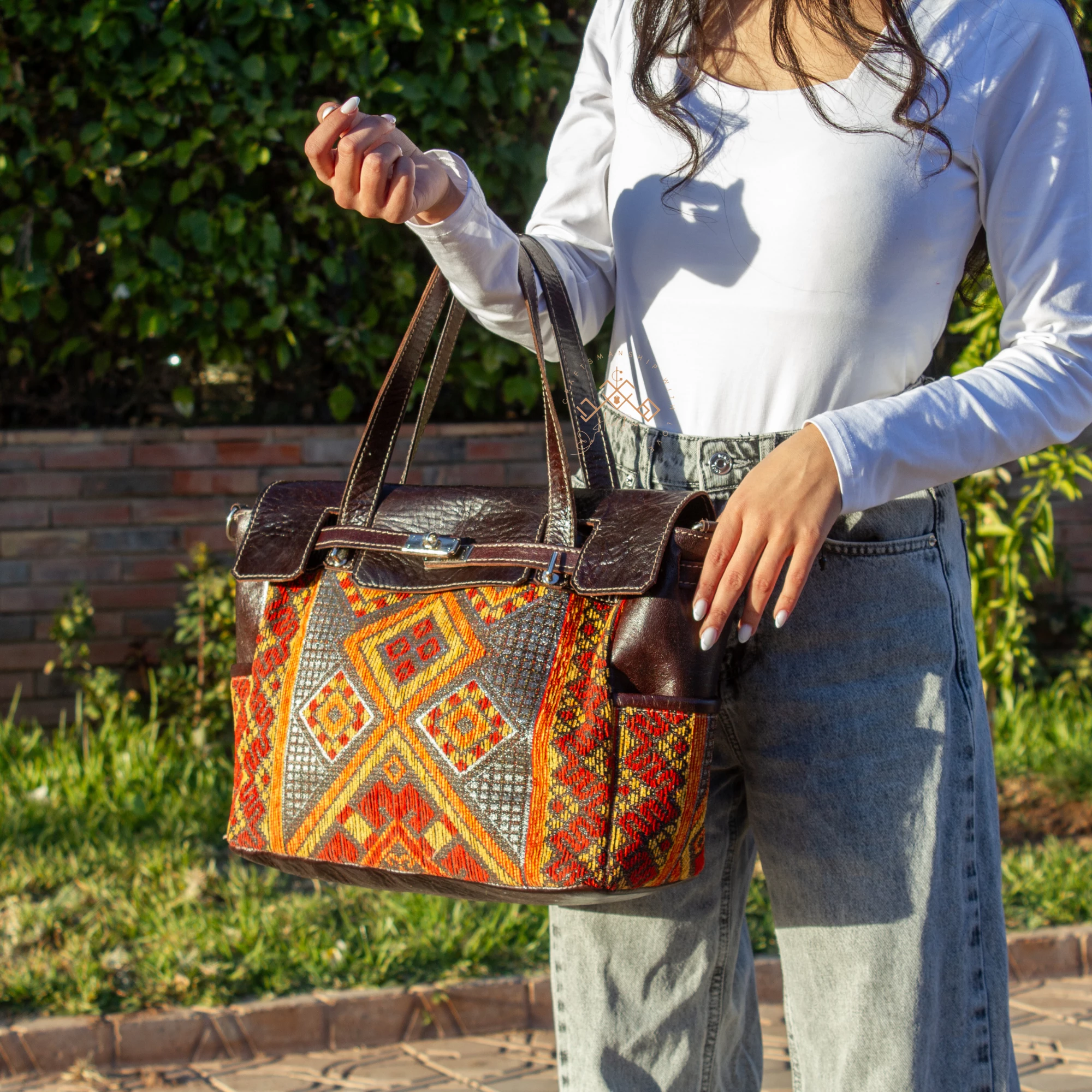 Artisan Leather Handbag - Luxe Red Kilim Shoulder Bag - Image 5